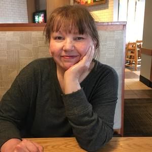 Meet your Posher, Carolyn